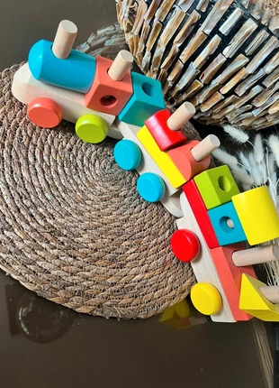 Houten stapeltrein – kleurrijk speelgoedtreintje 🚂, brand: houten speelgoed, condizioni: Ottime, taglia: Taglia unica, €5.00, €5.95 include la Protezione acquisti
