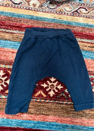 Zachte dubbelgevoerde babybroek, marque: Petit Bateau, état: Très bon état, taille: 6-9 mois / 68 cm, 3,00 €, 3,85 € Protection acheteurs incluse