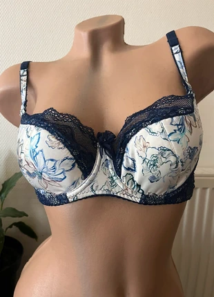 Soutien gorge taille FR 90/B de chez gorteks, marque: Gorteks, état: Neuf avec étiquette, taille: 90B, 21,00 €, 22,75 € Protection acheteurs incluse