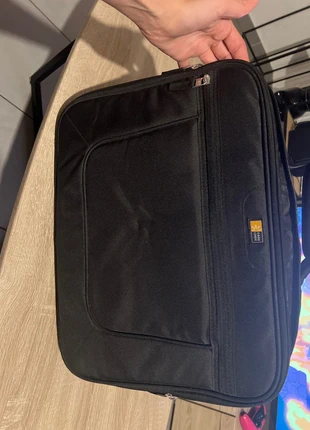 Sacoche ordinateur, merk: Caselogic, staat: Heel goed, € 3,00, € 3,85 inclusief Kopersbescherming