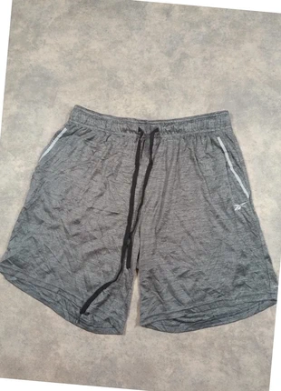 Short de sport homme gris reebok taille L en polyester avec des poches (3), marque: Reebok, état: Très bon état, taille: L, 9,90 €, 11,10 € Protection acheteurs incluse