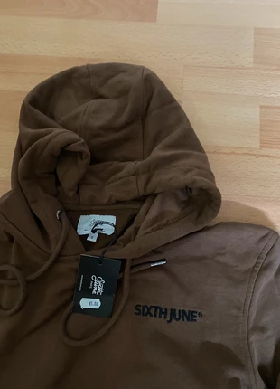 Sweat marron neuf sixthjune, marque: Sixth June, état: Neuf avec étiquette, taille: S, 15,00 €, 16,45 € Protection acheteurs incluse
