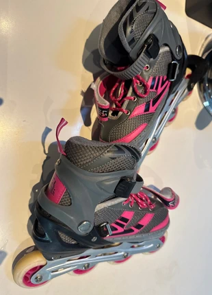 Skeelers meisje, marque: streetrider, état: Bon état, taille: 35, 8,00 €, 9,10 € Protection acheteurs incluse