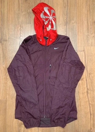 Coupe Vent Nike Running Bordeaux Taille S, brand: Nike, condition: Very good, size: S / 36 / 8, €15.00, €16.45 includes Buyer Protection