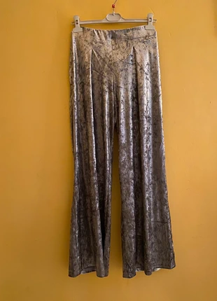 Pantalone argentato, merk: OVS, staat: Nieuw zonder prijskaartje, maat: L / 40 / 12, € 24,00, € 25,90 inclusief Kopersbescherming