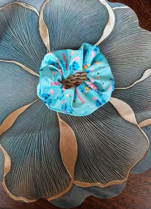 🩵 Chouchou Stitch Neuf Édition trop mignonne ! 🩵, marke: Disney, zustand: Neu, 3,00 €, 3,85 € inklusive Vinted-Käuferschutz