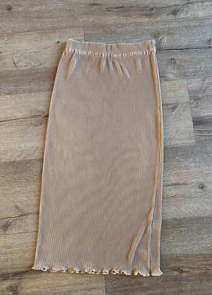 Geripte champagne kleurige rok, merk: Guts & Gusto, staat: Nieuw zonder prijskaartje, maat: M / 38 / 10, € 5,25, € 6,21 inclusief Kopersbescherming