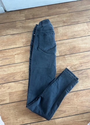 Jean slim taille 36, brand: pas de marque, condition: Good, size: S, €1.00, €1.75 includes Buyer Protection