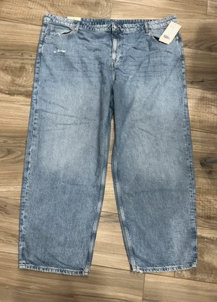 Jeans H&M calibrato, marque: H&M, état: Neuf avec étiquette, taille: 7XL / 54 / 26, 10,00 €, 11,20 € Protection acheteurs incluse