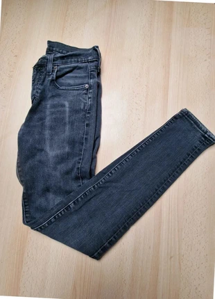 Jean noir Levi's / taille 34 (XS), marque: Levi's, état: Très bon état, taille: XS, 5,70 €, 6,69 € Protection acheteurs incluse