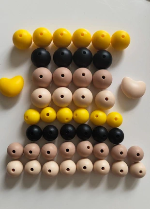 Lot perles silicone noir et jaune, staat: Nieuw zonder prijskaartje, maat: Universeel, € 13,00, € 14,35 inclusief Kopersbescherming