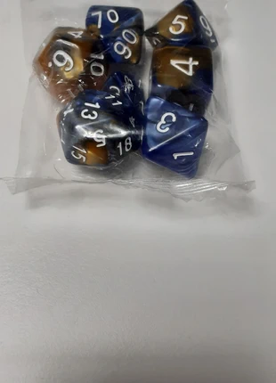 Dungeons & Dragons dobbelstenen 7 delig (TTRPG) (475), marque: D&D, état: Neuf sans étiquette, 5,00 €, 5,95 € Protection acheteurs incluse