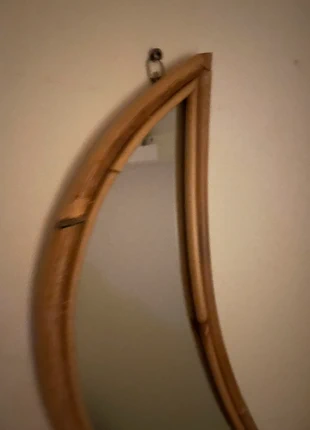 Spiegel in Maan vorm, merk: Maan, staat: Heel goed, € 4,50, € 5,43 inclusief Kopersbescherming