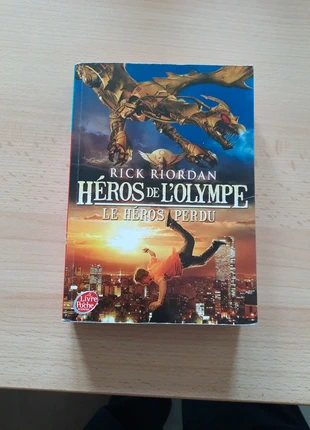 Livre Héros de l'Olympe de Rick Riordan, état: Bon état, 2,00 €, 2,80 € Protection acheteurs incluse