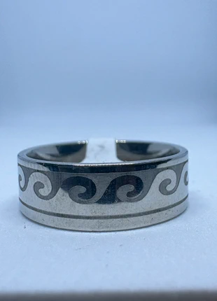 Bague argentée motif vague fluide, état: Neuf sans étiquette, taille: 21 mm, 3,30 €, 4,17 € Protection acheteurs (Pro) incluse
