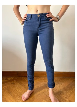 Jean Skinny Bleu/Marine Sixième Sens 🌟 Taille 36 S – Coton et Élasthane, Coupe Slim, marque: Boutique Parisienne, état: Très bon état, taille: S / 36 / 8, 10,00 €, 11,20 € Protection acheteurs (Pro) incluse