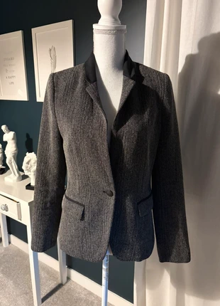 Veste blazer Camaïeu grise à chevrons taille 38, marca: Camaïeu, estado: Muito bom, tamanho: M / 38 / 10, €13.00, €14.35 inclui Proteção do Comprador