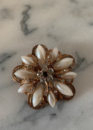 Sublime grande broche étoile perles plaqué or, brand: Vintage, condition: Very good, €20.00, €21.70 includes Buyer Protection