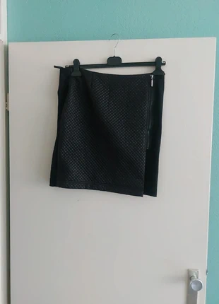 Rok L, merk: Airfield, staat: Heel goed, maat: L / 40 / 12, € 8,00, € 9,10 inclusief Kopersbescherming