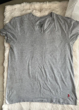 T-shirt Ralph Lauren, brand: Ralph Lauren, condizioni: Buone, taglia: M, €5.00, €5.95 include la Protezione acquisti
