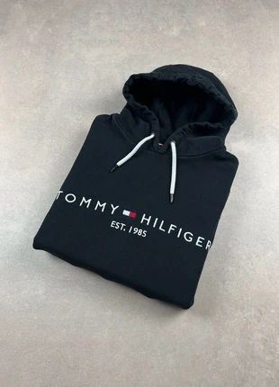 Sweat à capuche Tommy Hilfiger 100% coton | Noir logo brodé blanc | Taille M, marca: Tommy Hilfiger, estado: Muito bom, tamanho: M, €36.00, €38.50 inclui Proteção do Comprador