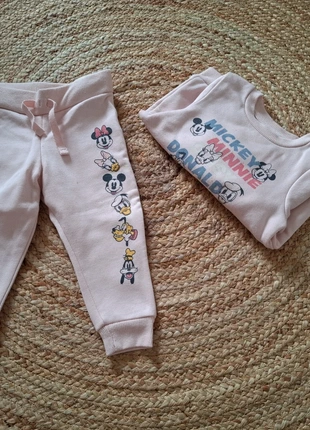 Ensemble 9/12, marke: Primark, zustand: Sehr gut, größe: 9-12 Monate / 74, 5,00 €, 5,95 € beinhaltet Vinted-Käuferschutz Pro