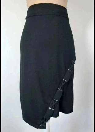 🖤 Jupe noire à laçage MS Mode – Taille 50 taille grand  – Élégance rock, marke: M&S Mode, zustand: Neu, größe: 5XL / 50 / 22, 14,50 €, 15,93 € beinhaltet Vinted-Käuferschutz Pro
