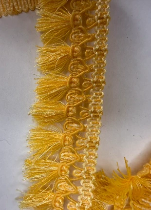Galon frange passementerie vintage jaune par 4m50, brand: Galon frange passementerie vintage, condizioni: Ottime, €9.00, €10.15 include la Protezione acquisti