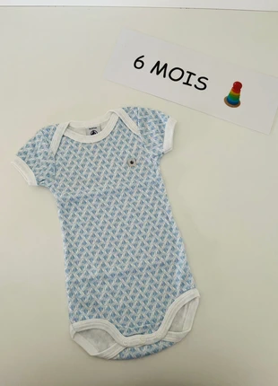 Body manches courtes bleu « bateaux bleu ciel » 6 mois Petit Bateau, marca: Petit Bateau, estado: Muito bom, tamanho: 3-6 meses / 62 cm, €3.00, €3.85 inclui Proteção do Comprador