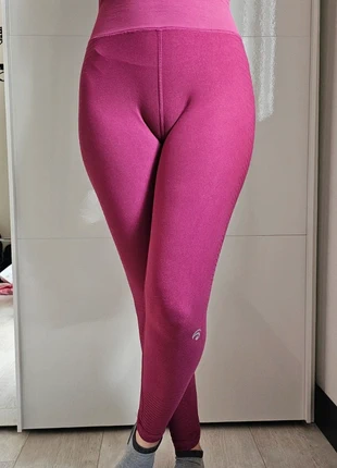 Leggings Oceans Apart Fushia, marca: Oceans Apart, estado: Muito bom, tamanho: M / 38 / 10, €16.00, €17.50 inclui Proteção do Comprador