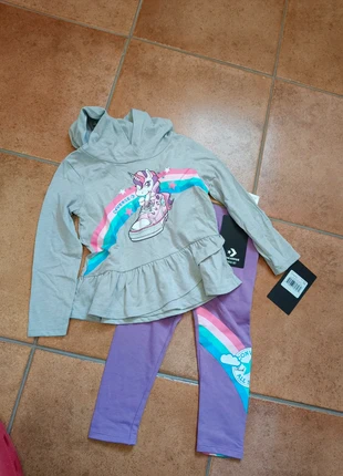 Bellissimo Completo bimba converse nuovo con cartellino, marque: Converse, état: Neuf avec étiquette, taille: 18-24 mois / 86 cm, 17,99 €, 19,59 € Protection acheteurs incluse