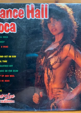 LP Byron Lee & The Dragonnaires Dancehall Soca, staat: Heel goed, € 10,00, € 11,20 inclusief Kopersbescherming