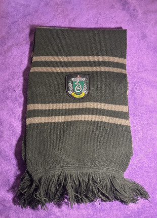 Sciarpa casata Serpeverde originale harry potter, marque: Harry Potter, état: Très bon état, 10,00 €, 11,20 € Protection acheteurs incluse