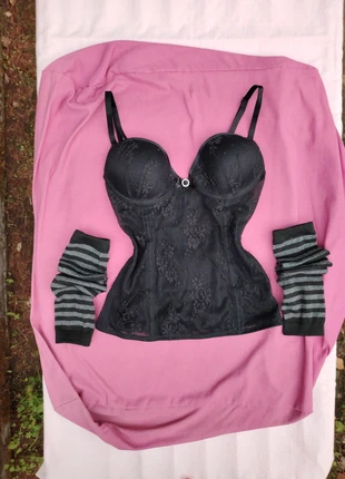 Bustier Corsetto croptop top pizzo e mesh Intimissimi🖤y2k goth gotic vintage vintagedressing boho, marke: Top Vintage, zustand: Sehr gut, größe: XS / 34 / 6, 15,00 €, 16,45 € inklusive Vinted-Käuferschutz