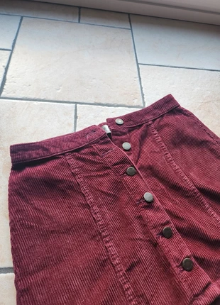 Corduroy bordeaux skirt, marque: Corduroy, état: Bon état, taille: M / 38 / 10, 4,00 €, 4,90 € Protection acheteurs incluse
