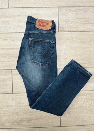 Jean Levi’s taille W28 L32 vintage, merk: Levi's, staat: Heel goed, maat: W28 | FR 38, € 16,50, € 18,03 inclusief Kopersbescherming