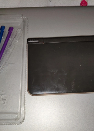 Nintendo DS XL + Stylets, marque: Nintendo, état: Très bon état, 90,00 €, 95,20 € Protection acheteurs incluse