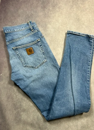 Jean Carhartt Bleu – W30 – Logo Cuir – Homme, marke: Carhartt, zustand: Sehr gut, größe: W30 | DE 46, 18,00 €, 19,60 € beinhaltet Vinted-Käuferschutz Pro