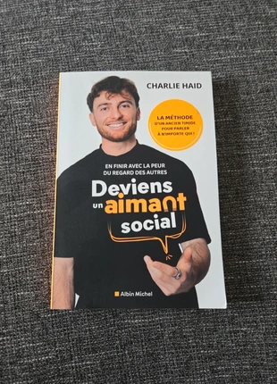 Deviens un aimant social de Charlie Haid, condition: Very good, €9.00, €10.15 includes Buyer Protection