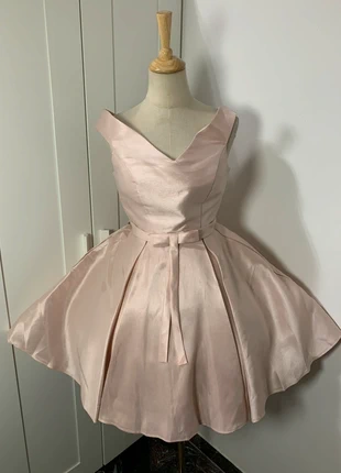 Elegant coquette party dress, marke: Lolita, zustand: Sehr gut, größe: Einheitsgröße, 26,70 €, 28,74 € inklusive Vinted-Käuferschutz