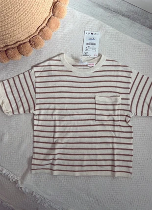 Tee-shirts maille fine à rayures crème et marron Zara neuf 110, marke: Zara, zustand: Neu, mit Etikett, größe: 5 Jahre / 110, 10,00 €, 11,20 € inklusive Vinted-Käuferschutz