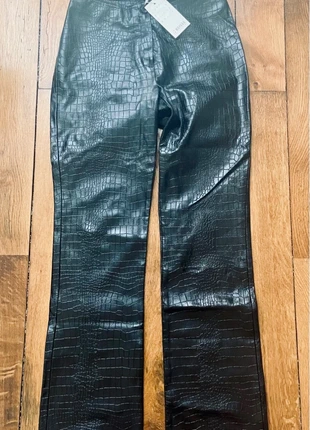 pantalon cuir effet croco morgan, brand: Morgan, condition: New with tags, size: M / 38 / 10, €45.00, €47.95 includes Buyer Protection