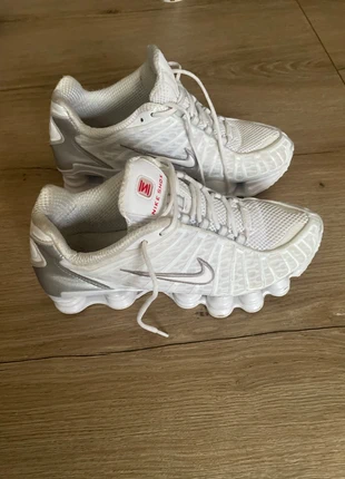 Nike shox 38, marque: Nike, état: Bon état, taille: 38, 70,00 €, 74,20 € Protection acheteurs incluse