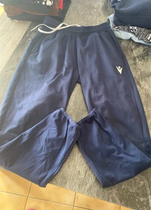 Bas de jogging, brand: Macron, condition: Very good, size: XS, €3.00, €3.85 includes Buyer Protection