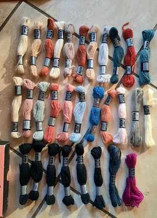 Lot de fil en laine DMC couleur, marca: DMC, estado: Nuevo sin etiquetas, 40,00 €, 42,70 € Protección al comprador incluida