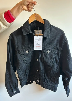 Pull & Bear Denim Jacket Woman Women Black, marca: Pull & Bear, estado: Novo com etiquetas, tamanho: S / 36 / 8, €16.00, €17.50 inclui Proteção do Comprador