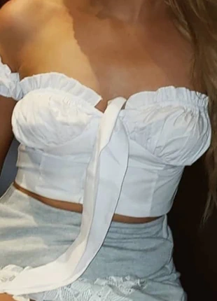 White cropped puff sleeve top, brand: PrettyLittleThing, condition: Very good, size: XXS / 32 / 4, €5.00, €5.95 includes Buyer Protection