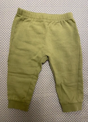 Pantaloni blukids 9-12 mesi 74 cm, brand: Blukids, condizioni: Buone, taglia: 9-12 mesi / 74 cm, €2.00, €2.80 include la Protezione acquisti