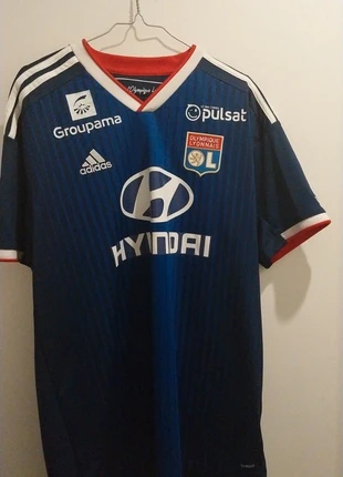 Maillot olympique lyonnais signé, marque: adidas, état: Neuf sans étiquette, taille: L, 100,00 €, 105,70 € Protection acheteurs incluse