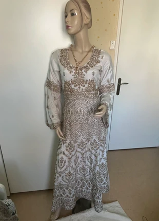 Sari saree salwar kamez choli lehenga Bollywood tenue pas cher mariage, marke: London, zustand: Neu, größe: S / 36 / 8, 79,00 €, 83,65 € inklusive Vinted-Käuferschutz